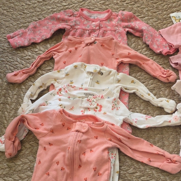 Newborn Lot - Picture 2 of 4